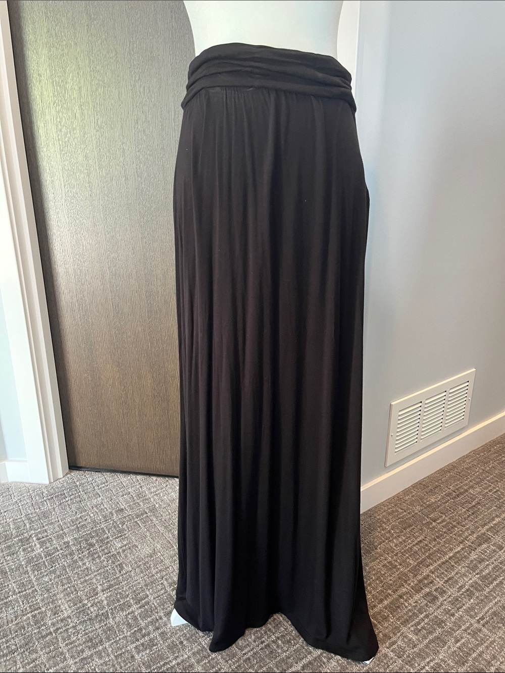 Sequin Hearts Black Maxi Skirt - Med